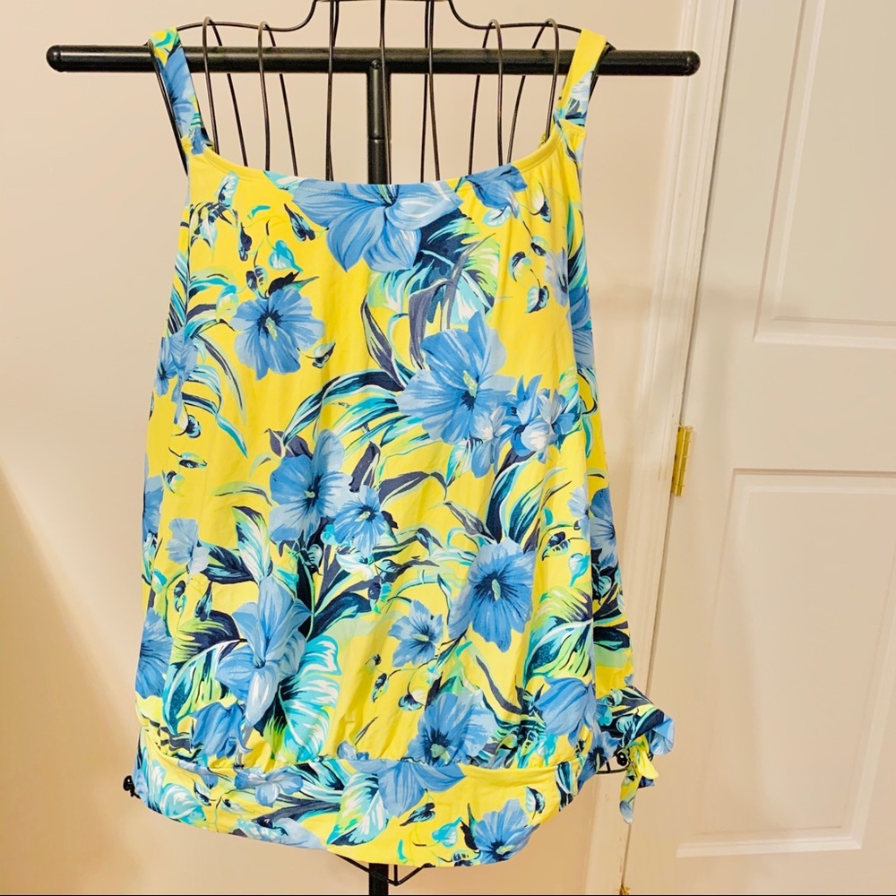 Special Sale Beach House Woman Size Tankini Top